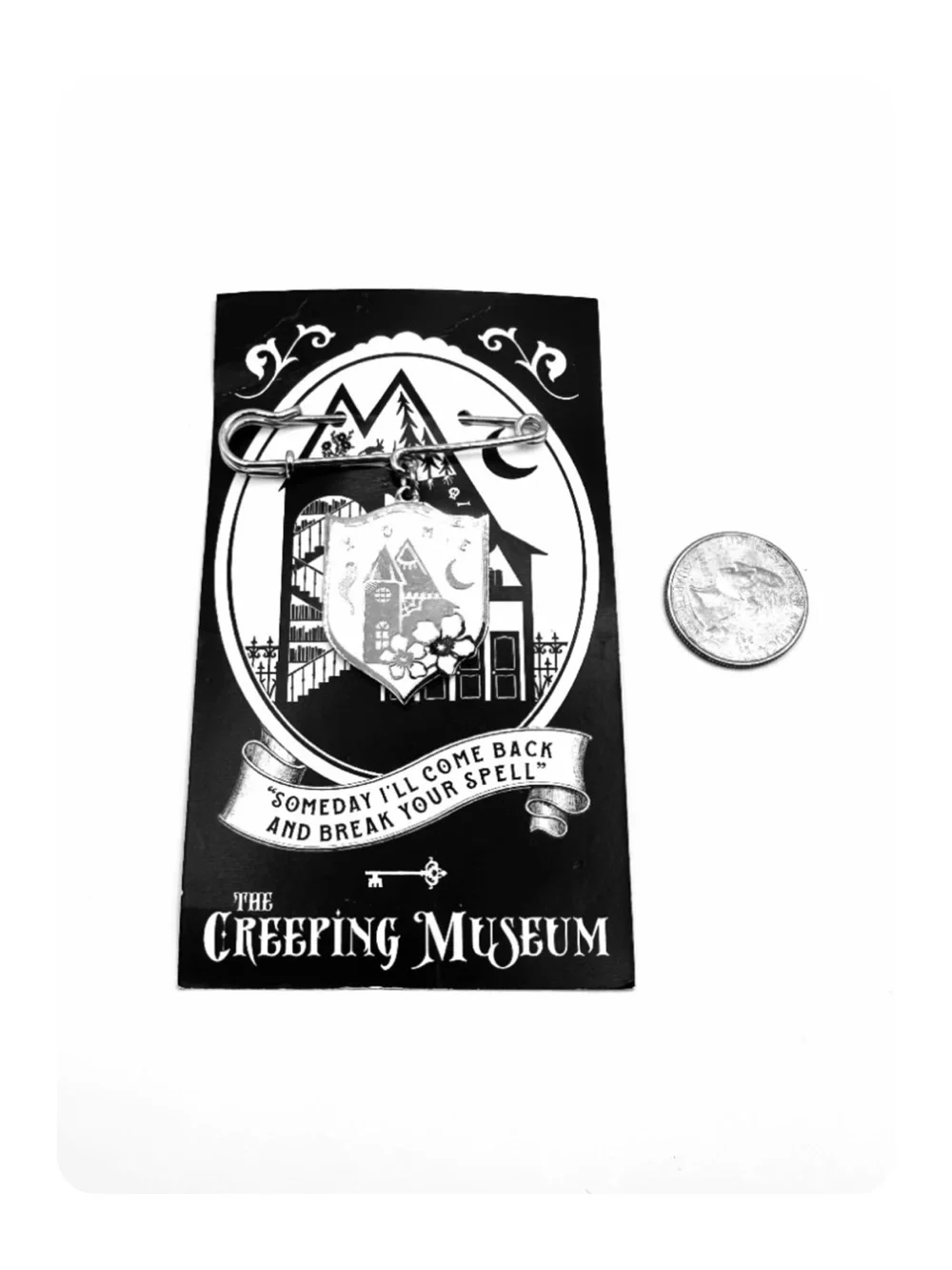 ★ “The Creeping Museum” NWT Halloween Brooche WhimsiGoth Gifts Silver/White ★